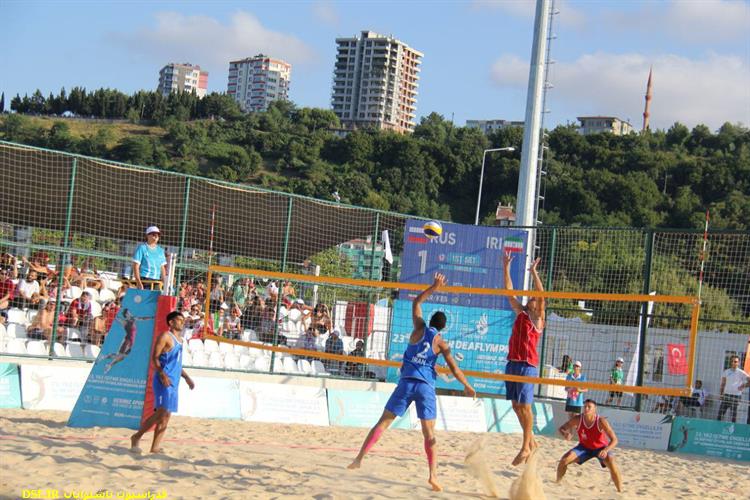 مسابقه والیبال ساحلی ایران - روسیه